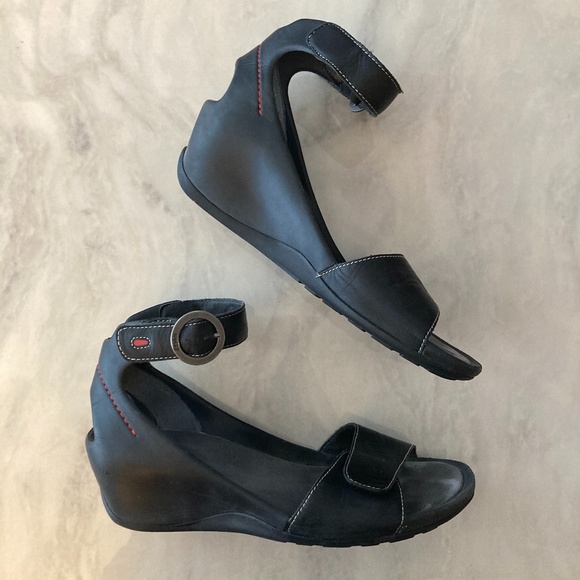 Wolky stylish and comfortable Za Sandal - Picture 1 of 9